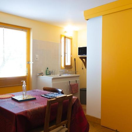 Appartamento Studio Calme Et Chaleureux Brive-la-Gaillarde Esterno foto