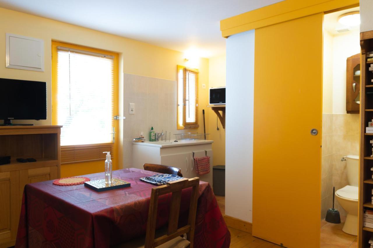 Appartamento Studio Calme Et Chaleureux Brive-la-Gaillarde Esterno foto